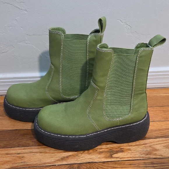 Dolls Kill Green Combat Boots with Elastic Panels - Picture 4 of 15